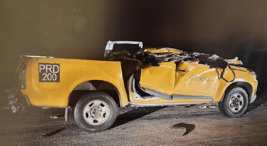 avião bate em carro no Galeão aviao-bate-carro-galeao
