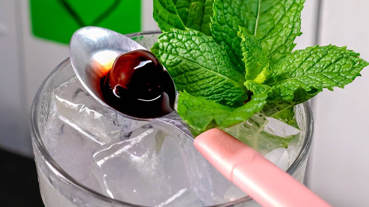 Suru Bar: drinques novos levam gim com aroma de goiaba