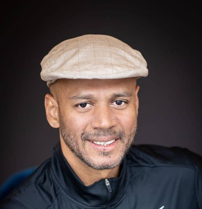 O bailarino Anderson Dionisio, há 20 anos na Mangueira