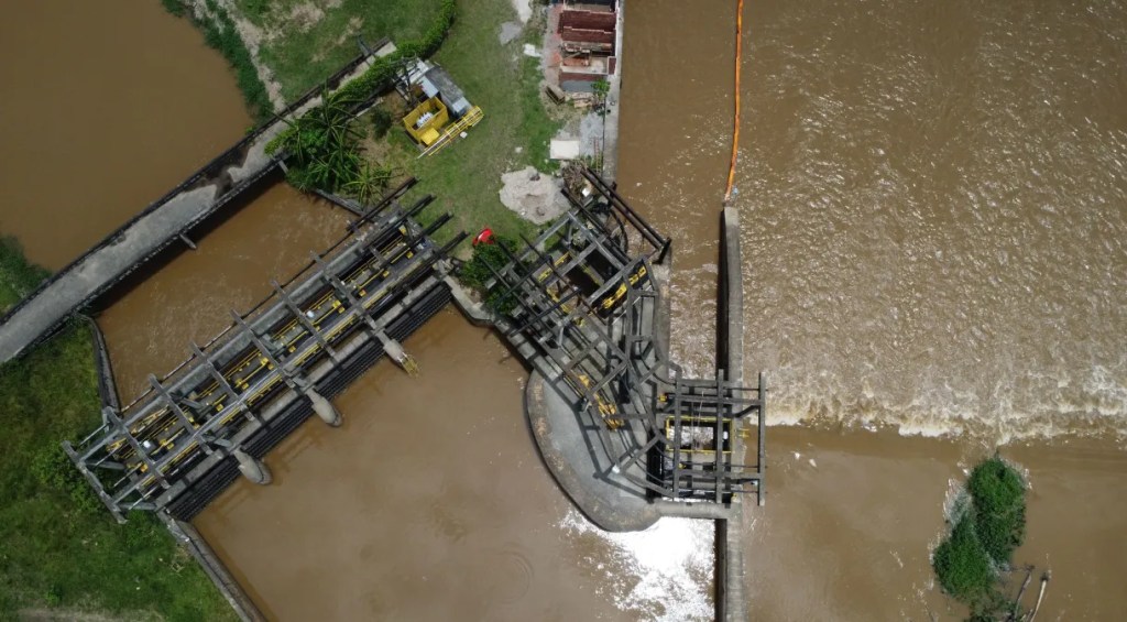 Cedae vai usar câmeras ‘estilo Nasa’ para monitorar poluição de rios