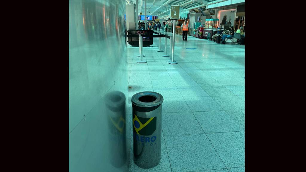 Aeroporto Santos Dumont: cadê as lixeiras recicláveis? 