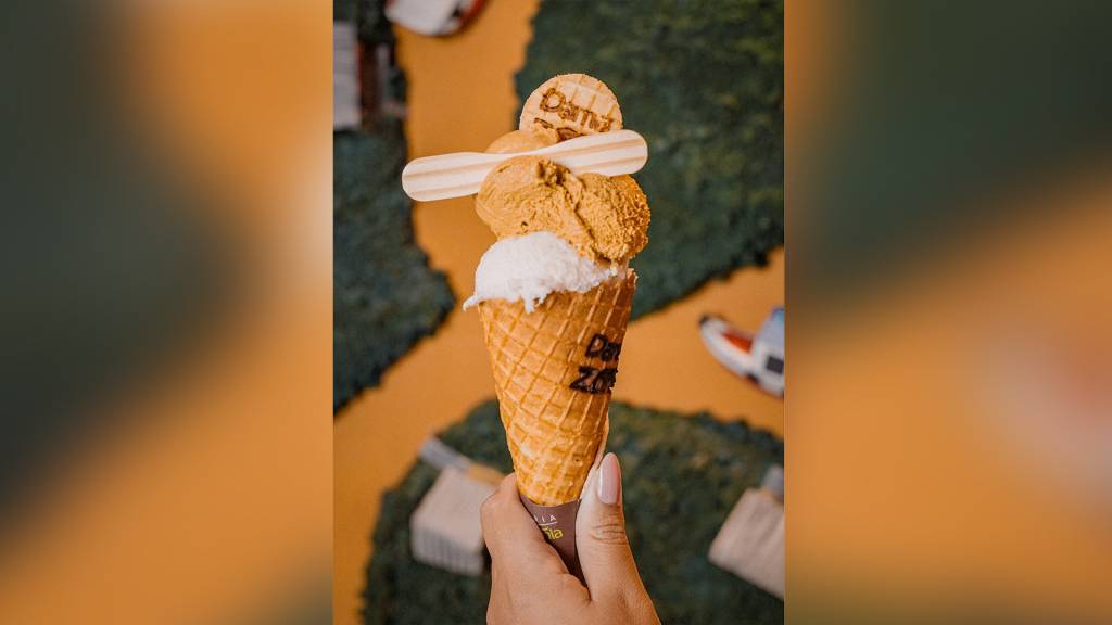 Um refresco de frutas e versões cremosas