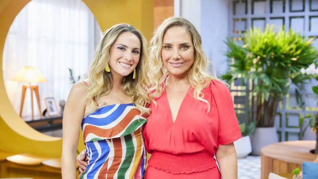 Heloisa Périssé assume nova profissão: ‘Virei a mãe da trepa trepa’