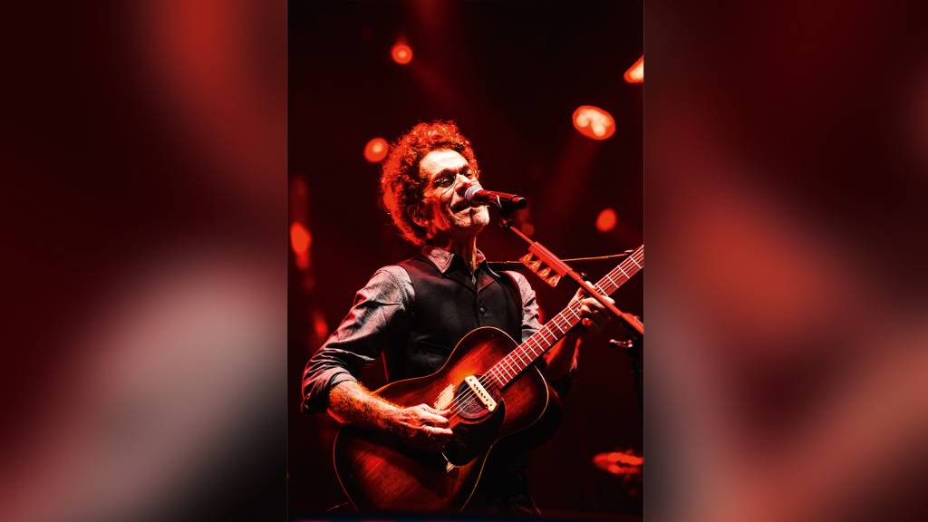 Nando Reis apresenta sucessos de todas as fases da carreira na Ribalta