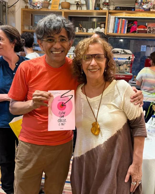 O ator e diretor Wal Schneider com Clélia Bessa