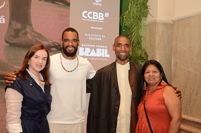 Sueli Vantorelli, Marcos Siqueira, Antonio Obá e Sandra Benites