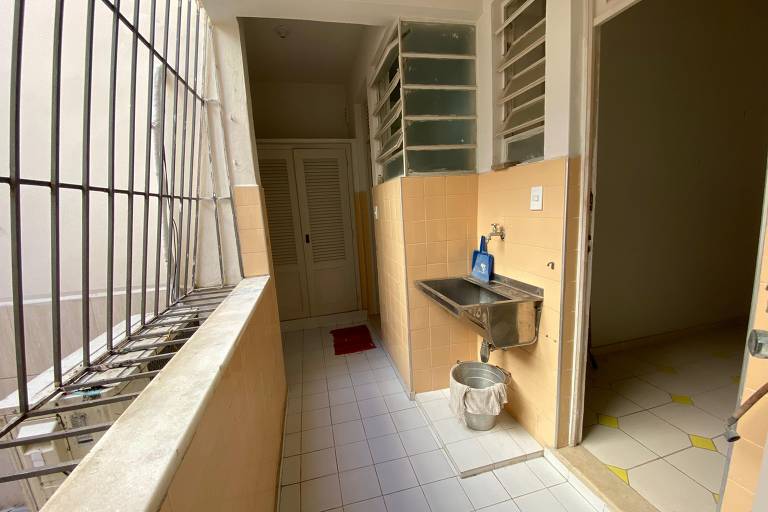 Apartamento de Renato Russo: são três quartos em espaço amplo e nobre em Ipanema Apartamento de Renato Russo: são três quartos em espaço amplo e nobre em Ipanema