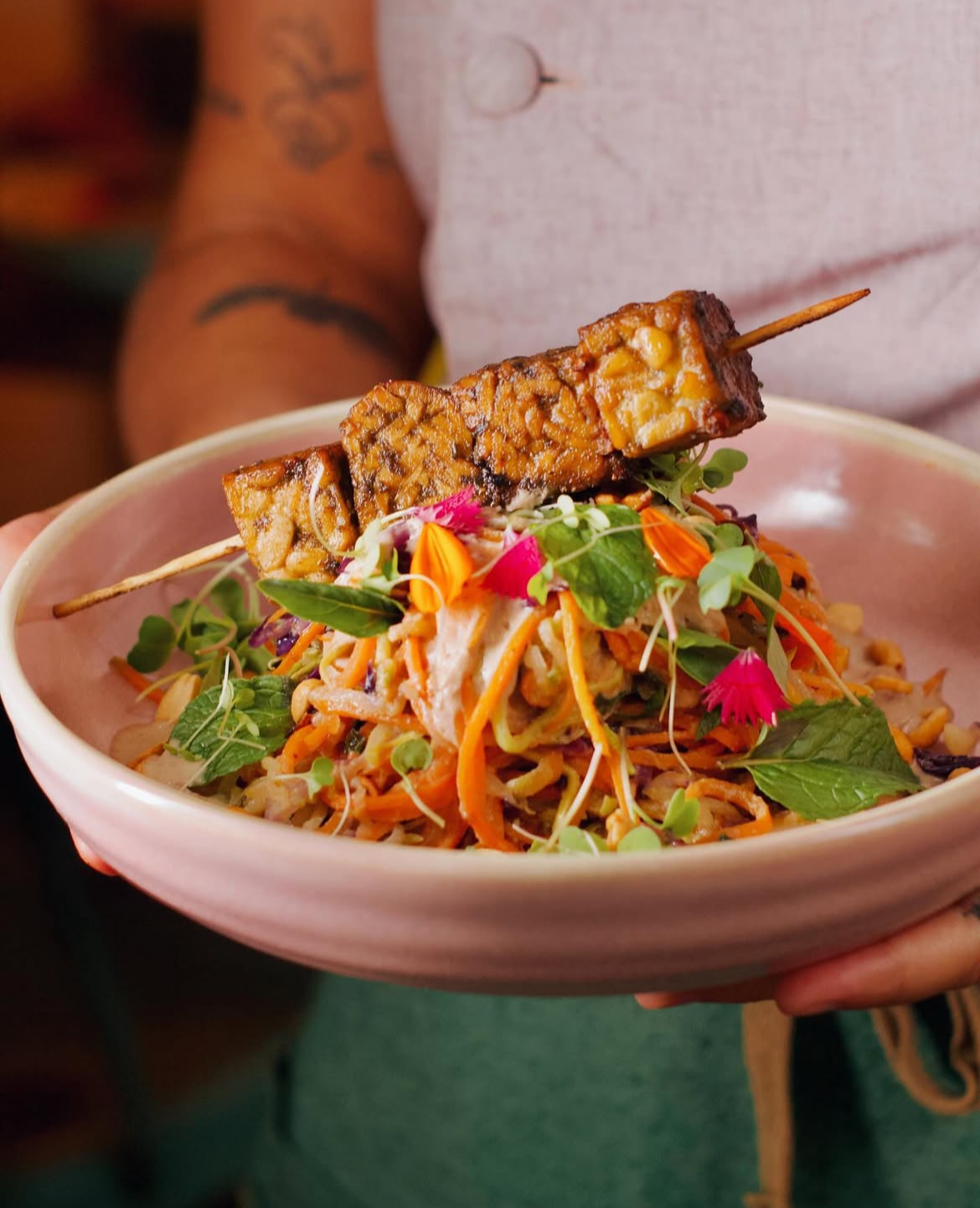 .Org: casa tem bowls como o pad thai, de acento asi&aacute;tico