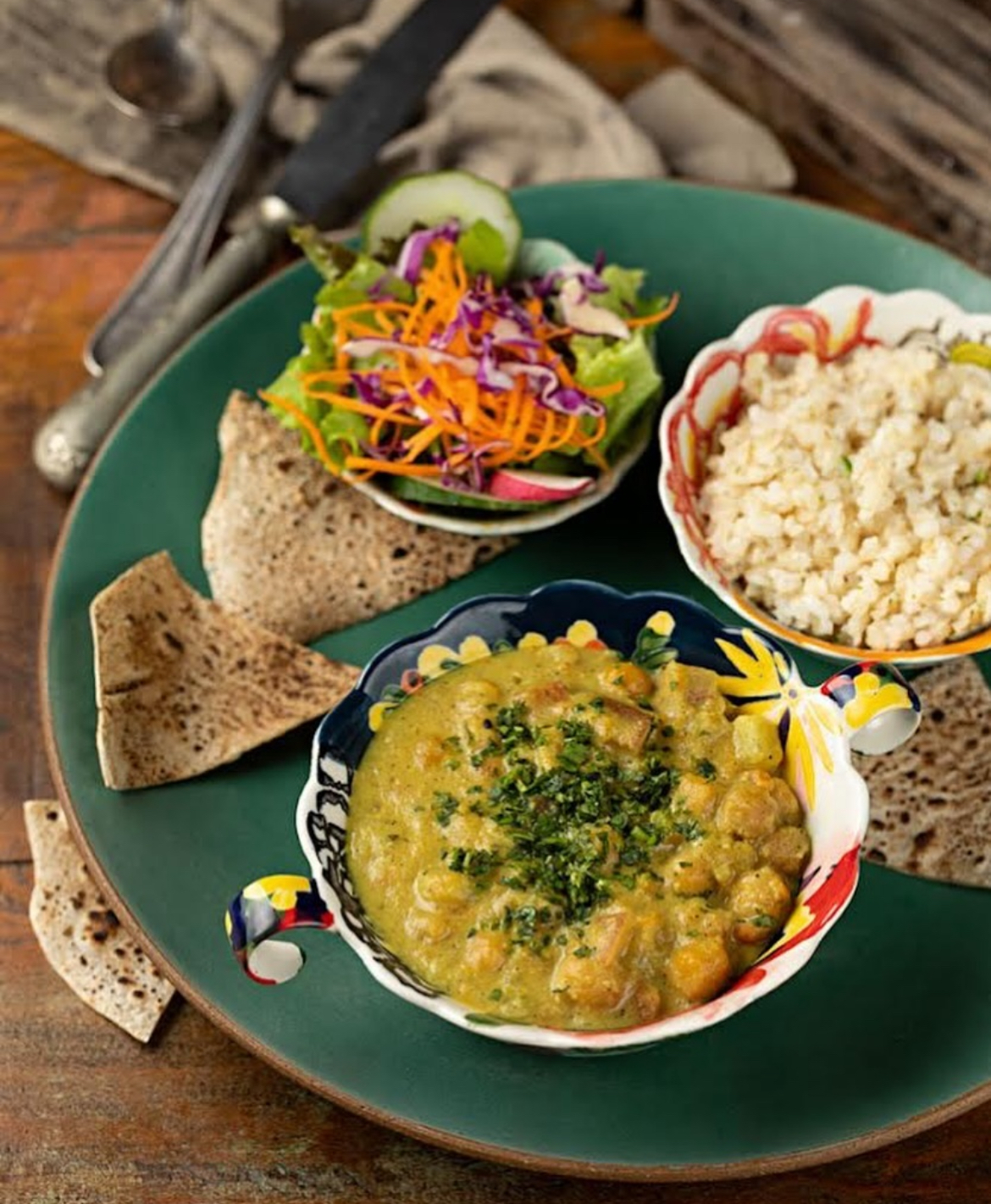 Naturalie: cozido indiano tem gr&atilde;o de bico e batata doce