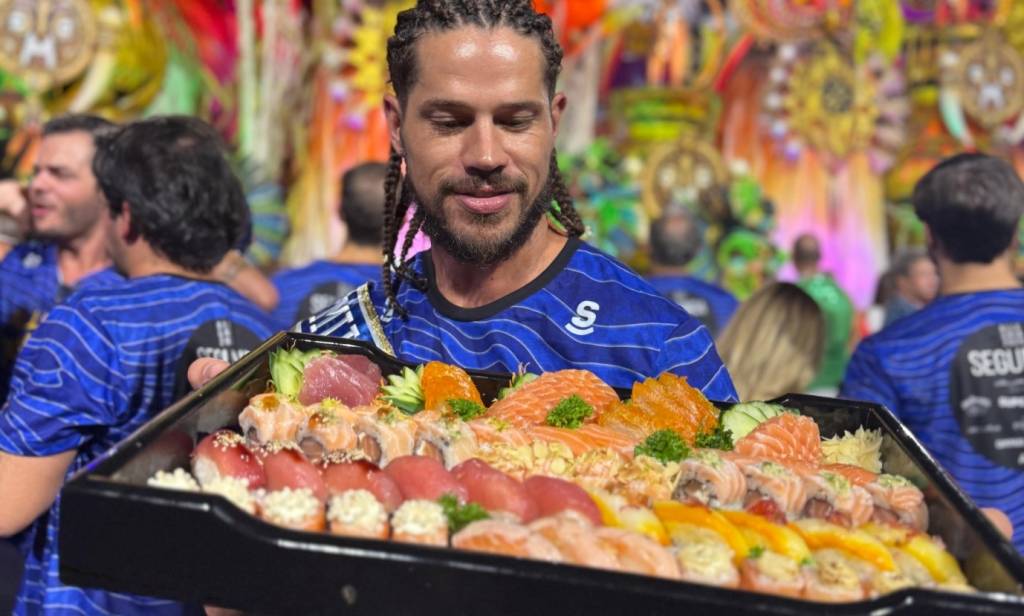 Pra matar a fome nos camarotes! Restaurante japonês serviu 2 toneladas