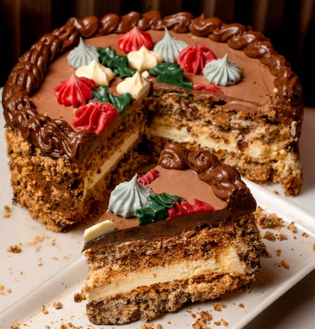 Bolo da Paz: O Medovik, em Ipanema, passa a servir o bolo kiev