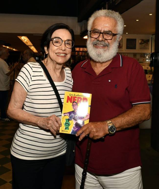 _DSC7365 Maria Lucia Rangel e Adair Rocha - Livro FERNANDO CARUSO - ABRIL 2025 - CG