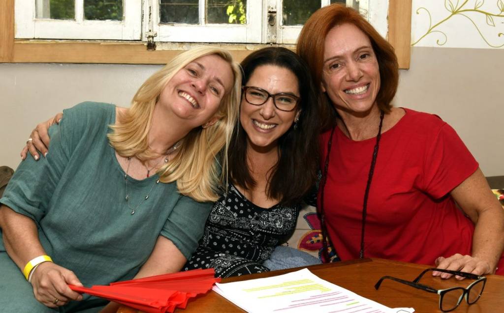 Leitura de “O tempo dela”: as madrugadas de insônia de uma mulher de 50