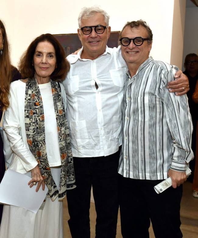 Elisa Byington, Marcos Chaves e Pedro Buarque - FLEXA - ABRIL 2025 - CG