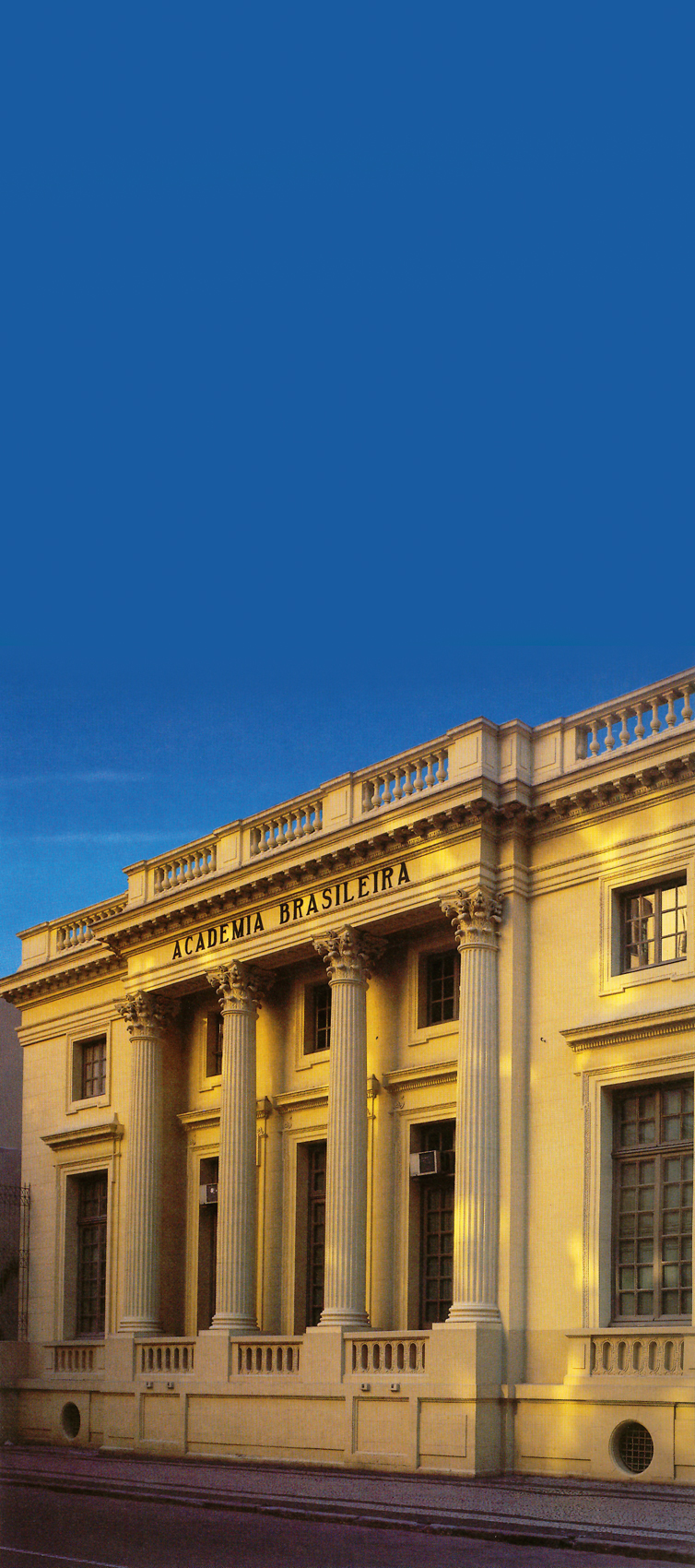 Fachada do Petit Trianon, palacete em estilo ecletico que sedia a ABL, no Centro do Rio.jpg ABL