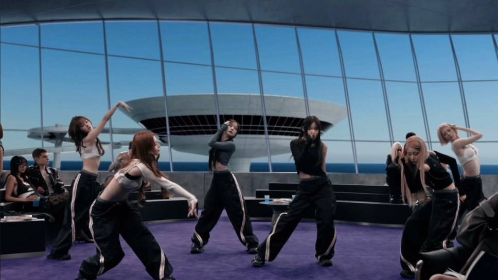 Grupo de K-Pop insere o MAC, de Niterói, em clipe. Assista ao vídeo!