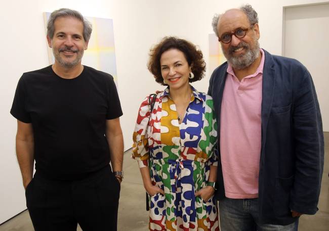 IMG_2214 alexandre roesler, rosa moreira e luiz camillo ozorio FOTO Murillo Tinoco_evento Nara Roesler