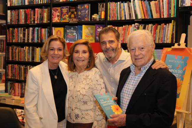 Márcia Peltier, Ruth Niskier, Claudio Pereira e Arnaldo Niskier