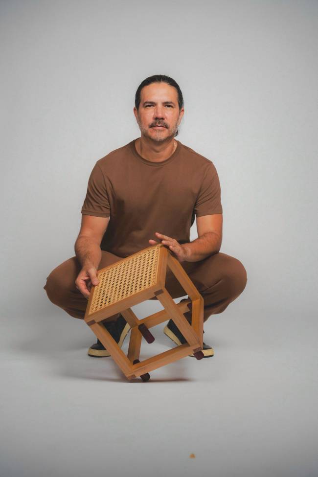 Ronaldo Rasc&atilde;o e sua cria&ccedil;&atilde;o que apresentar&aacute; em Mil&atilde;o