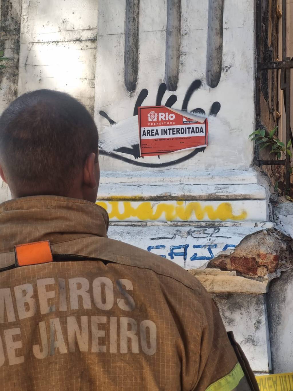 Centro: bombeiros com medo de entrar no casarão, pelos laudos opostos