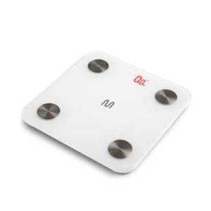 Hora da verdade: balança de bioimpedância para medir gordura corporal, massa muscular e outros índices. Multi, multilaser.com.br. (R$ 136,90)