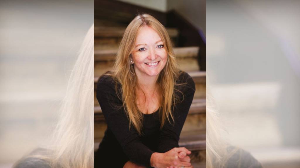 O segredo de Cara Hunter para prender a atenção dos jovens leitores