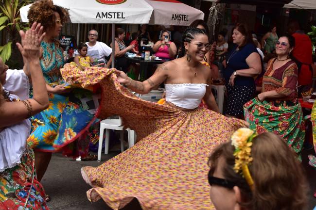 escados na Brasa_Adriana no Carimbó_Cred Camila Bessa (3)