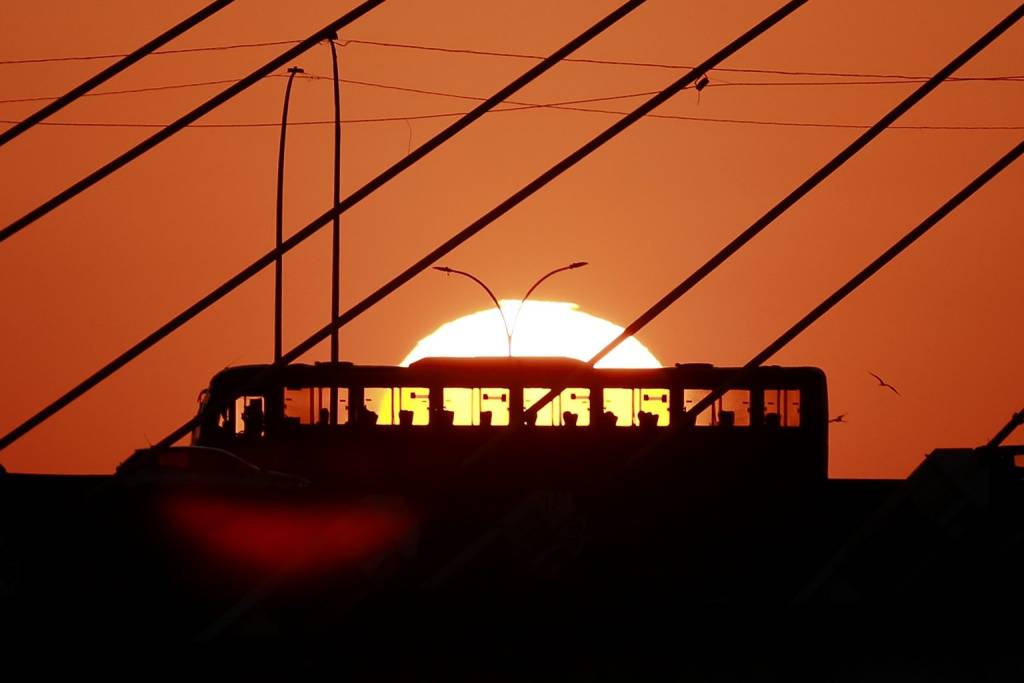 Vai dar tempo? Prefeitura quer trocar todos os ônibus até 2028