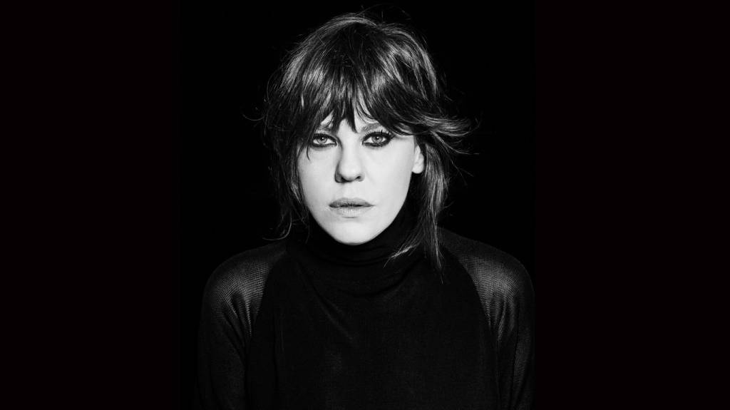 “Invertida”, com Bárbara Paz (atriz): “Meu defeito é falta de autoestima”