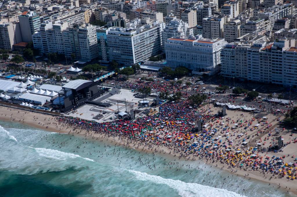 Polícia Civil frustra plano de ataque a bomba durante show de Lady Gaga