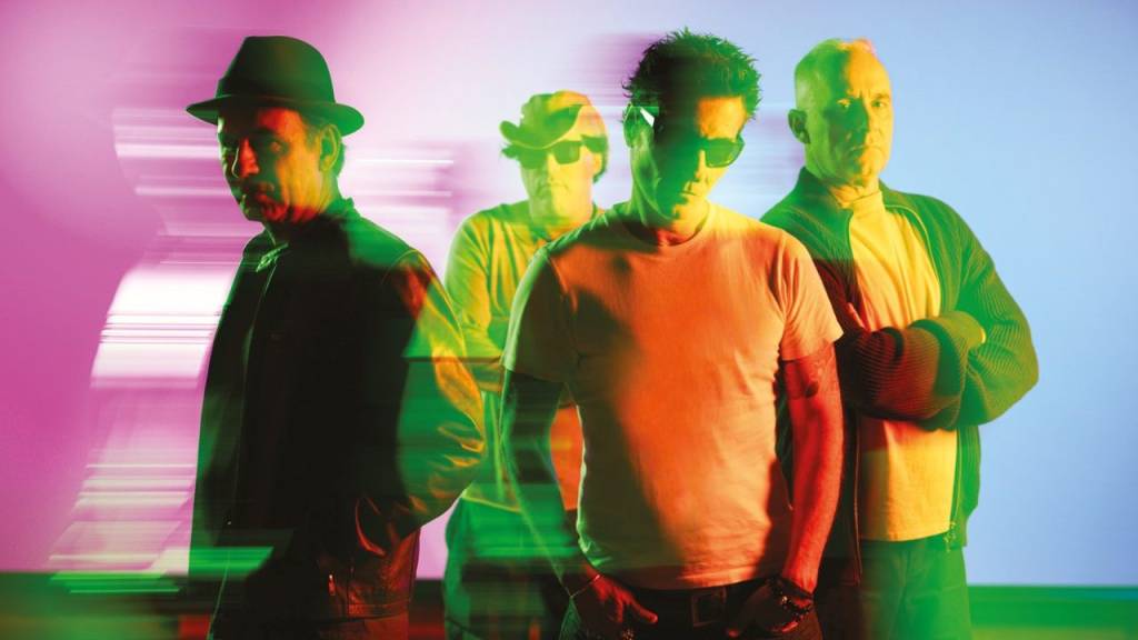 Capital Inicial recria álbum de sucesso estrondoso no show Acústico 25 Anos