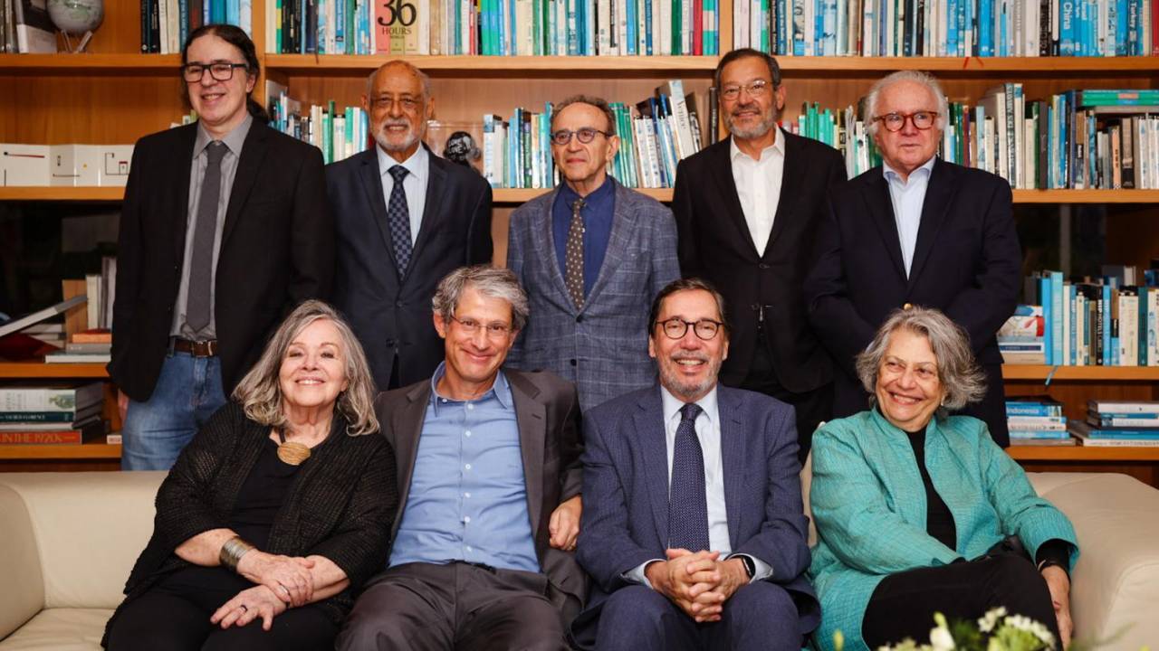 Geraldo Carneiro, Domício Proença, João Almino, Paulo Niemeyer, Joaquim Falcão, Rosiska Darcy, José Castro Neves, Merval Pereira e Ana Maria Machado