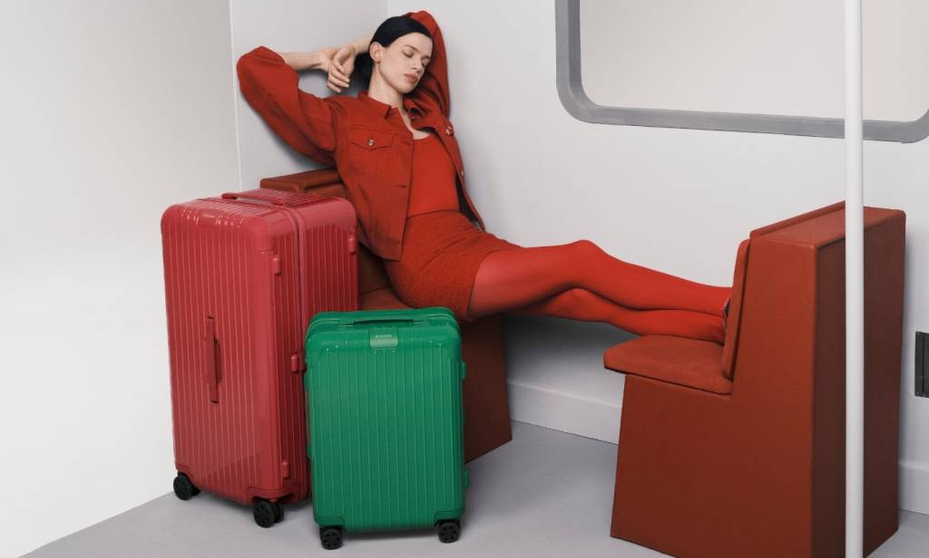 Pra viajar com estilo! Rimowa apresenta suas duas novas cores