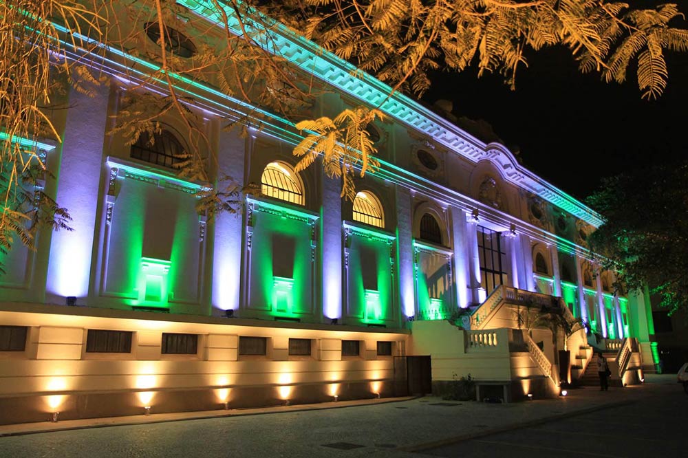 Carandaí 25 volta ao Jockey com roda de samba de Pretinho da Serrinha