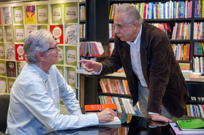 Paulo Nogueira Batista Jr. e Roberto D'Avila