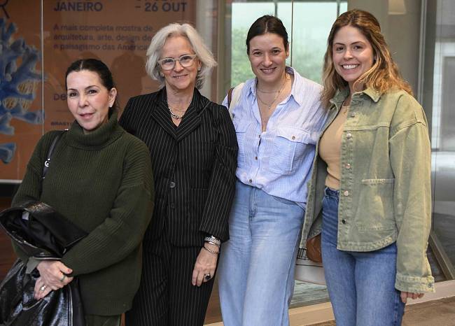 Paola Ribeiro, Patricia Quentel, Camila Bortolini e Priscila Dias
