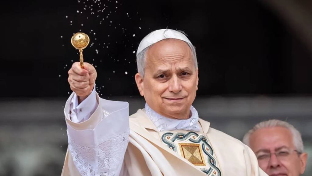 Deputado carioca vai tentar entregar a Medalha Tiradentes ao papa