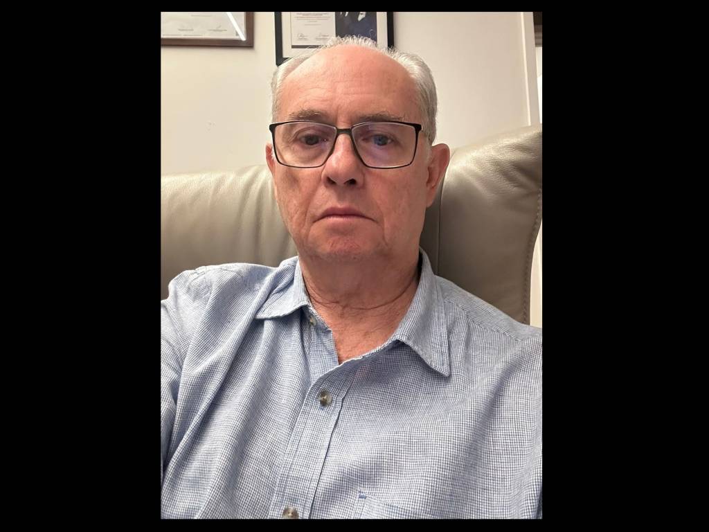 Psicanalista Arnaldo Chuster é homenageado em congresso americano, em NY