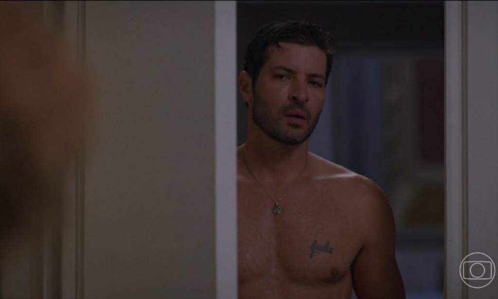 Redes sociais apontam mais uma falha com tatuagem em Vale Tudo