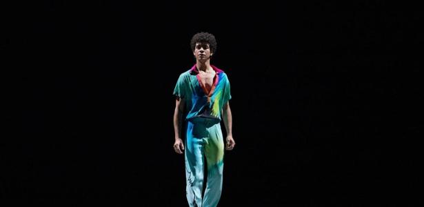 Quem é o bailarino carioca que teve visto negado após dez anos nos EUA