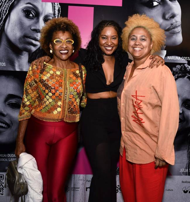 _DSC7520 Elisa Lucinda , Larissa Luz e Marina Iris - Estreia do musical ELZA - JUNHO 2025 - CG