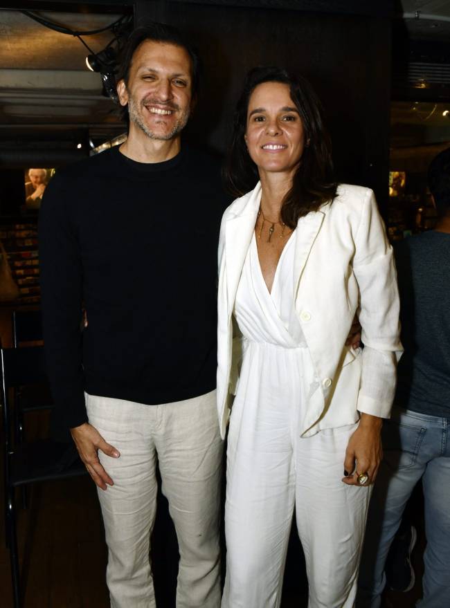 _DSC8390 Carlos Prazeres e sua prima Maria Fortuna - Livro MULHER VIVA - JULHO 2025 - CG