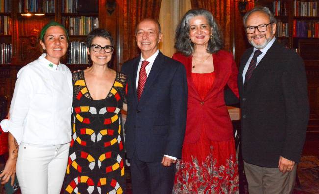 Morena Leite, Sandra Annemberg, Adalnio Ganem, Hosana Ganem e Ernesto Paglia