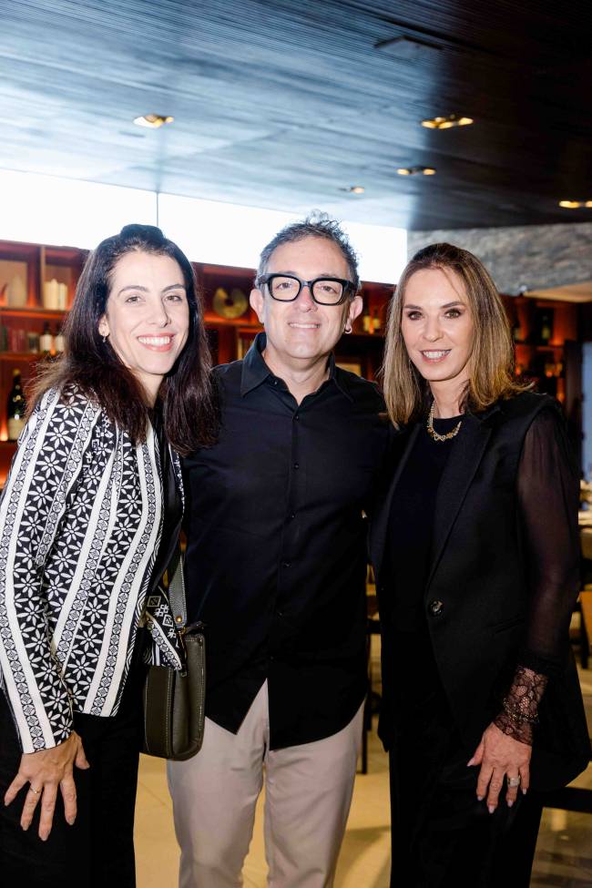 Talita Ribeiro, Rodrigo Jorge e Esther Schattan_MSA_5478