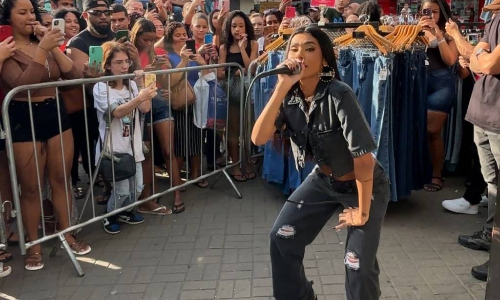 Como Pocah comemorou o Dia Nacional do Funk