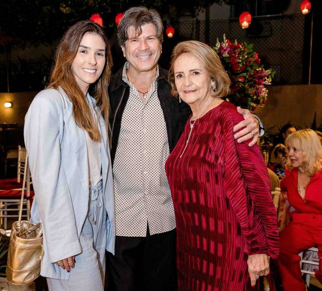 Isabella Pinheiro, Paulo Ricardo e Lucinha Araújo