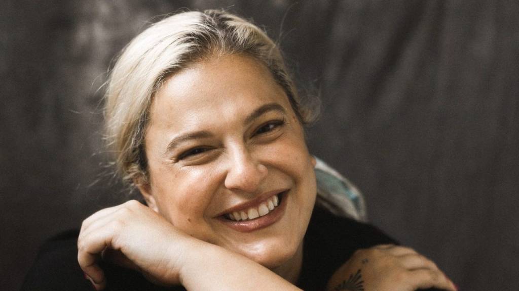 MBP ao cubo: Alice Caymmi, Theo Bial e Zizi Possi fazem shows no Rio