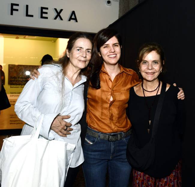 _DSC6377 Enrica Bernadelli , Luisa Duarte e Adriana Soares - Exposição TUDO ENTOA - AGO 2025 - CG