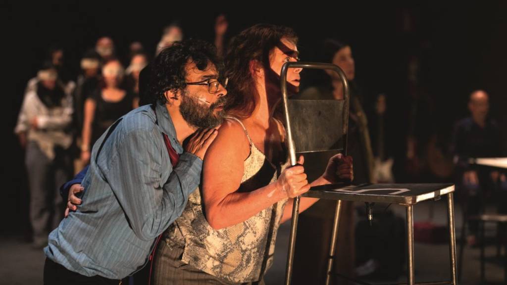 Grupo Galpão leva adaptação de romance de José Saramago para o palco