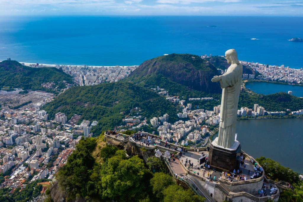 Carta ao leitor: a batalha de milhões em torno do Cristo Redentor
